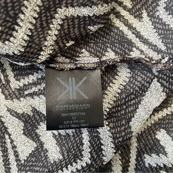 Kardashian Kollection Shirt Sheer Button Roll Tab Sleeve Animal Print Size XS - Picture 7 of 9
